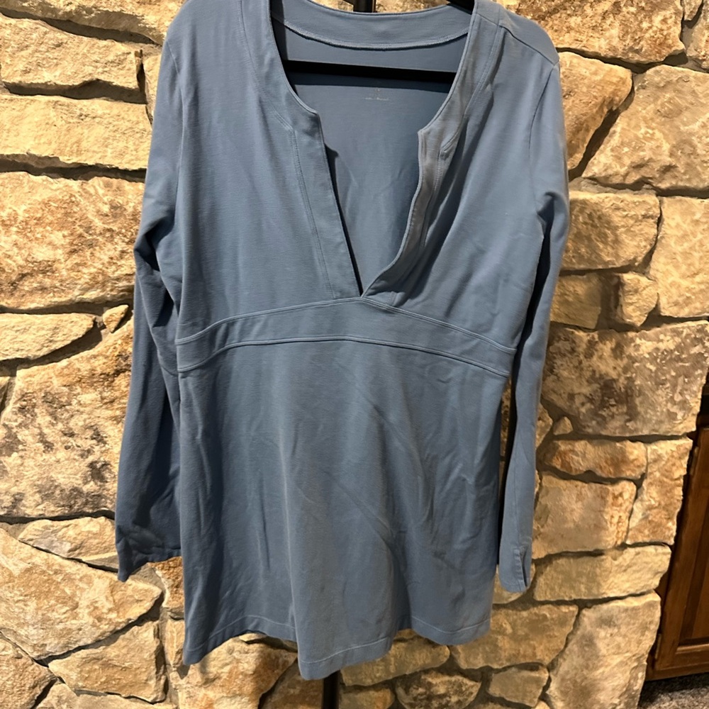 Athleta Slate Blue Long Sleeve Top